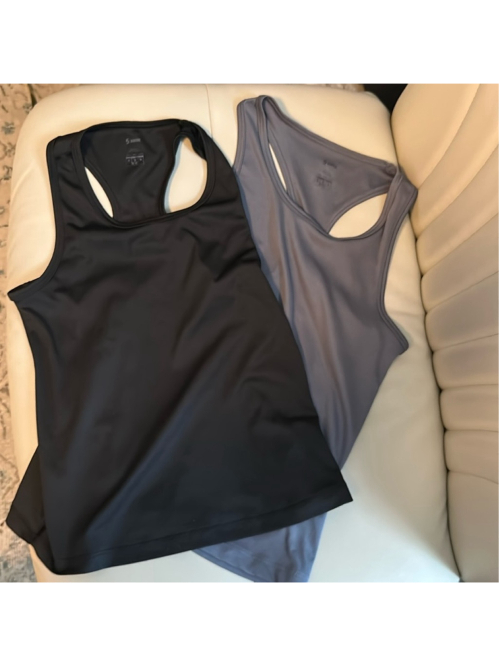 Lot of 2 Soffe Black and grey Sleeveless Kid’s Tank Top Athletic Wear - M 8/10